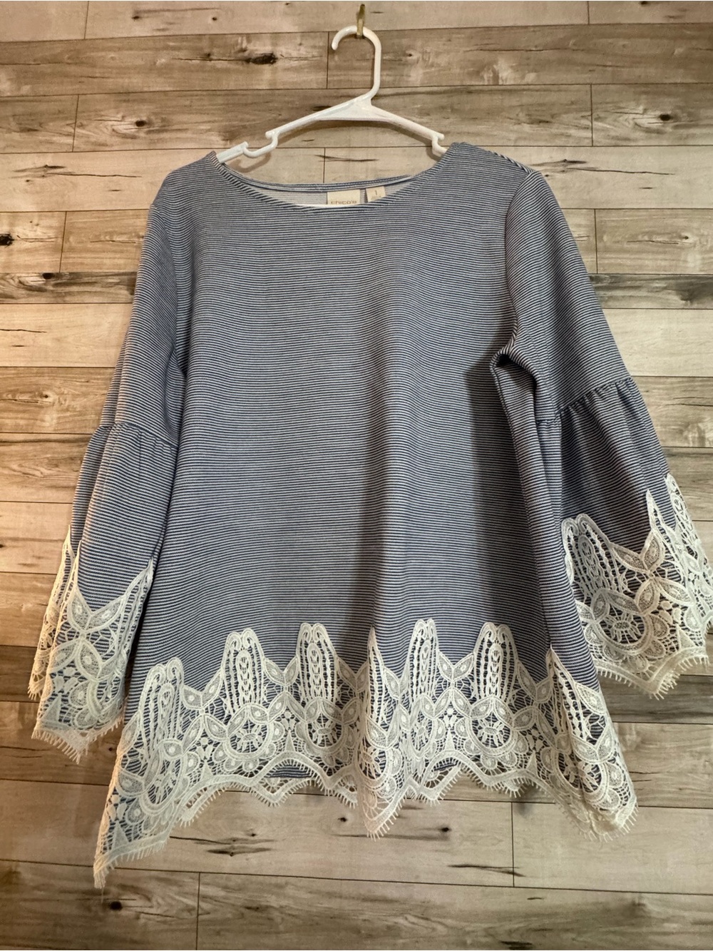 Chico’s Boho Striped Top 3/4 Bell Sleeves Crochet Detail Size 1